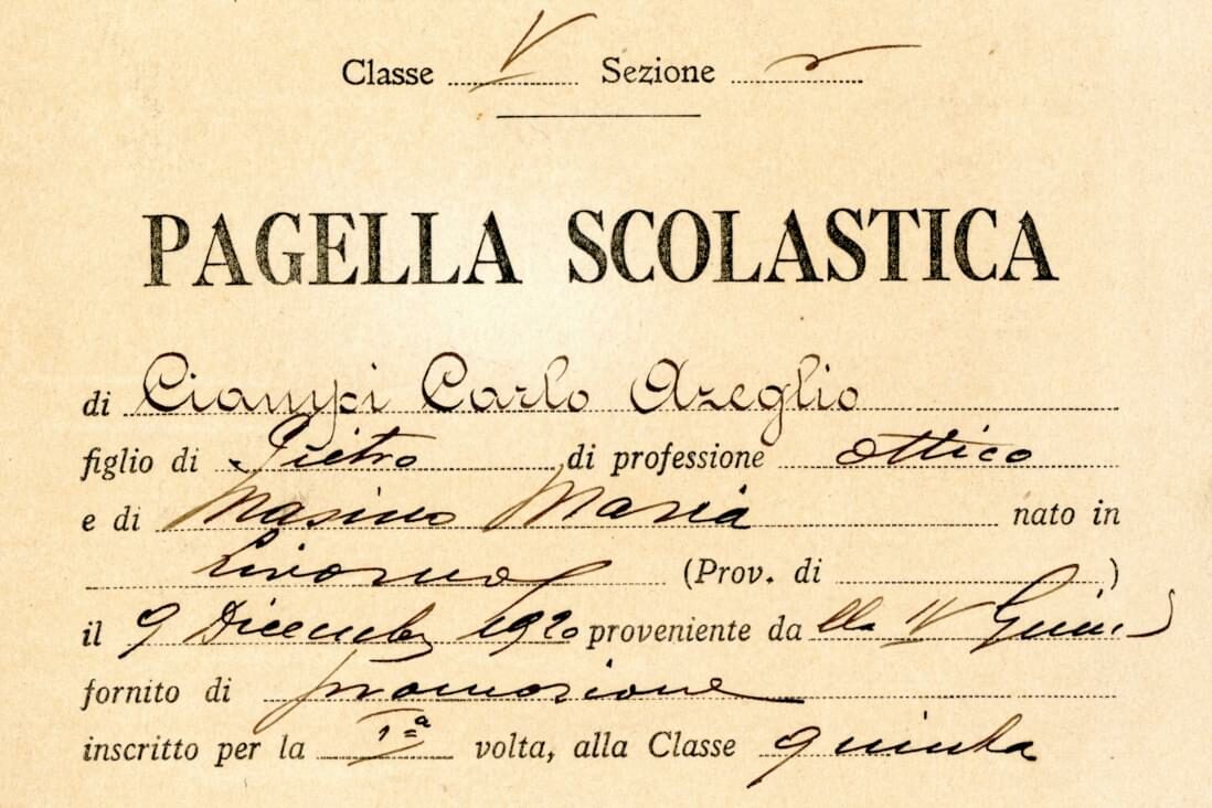 Particolare della pagella scolastica di Carlo Azeglio Ciampi, ex alunno del collegio dei gesuiti San Francesco Saverio di Livorno - documento conservato presso l'Archivio Storico della Provincia EUM dei gesuiti a Roma