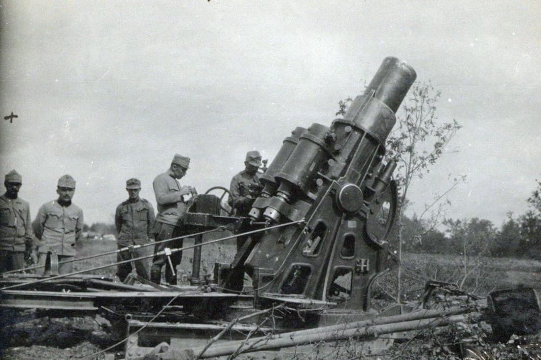 Soldati con cannone in Ucraina, datata 19/06/1915 - Archivio Storico - Gesuiti, Provincia Euro-Mediterranea