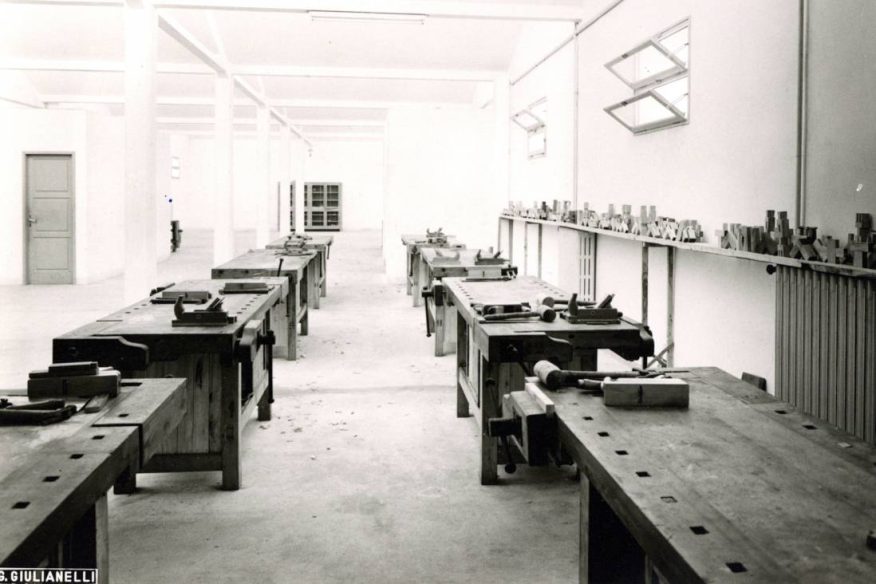 Laboratorio di un centro di addestramento professionale nel Polesine - Archivio Storico - Gesuiti, Provincia Euro-Mediterranea